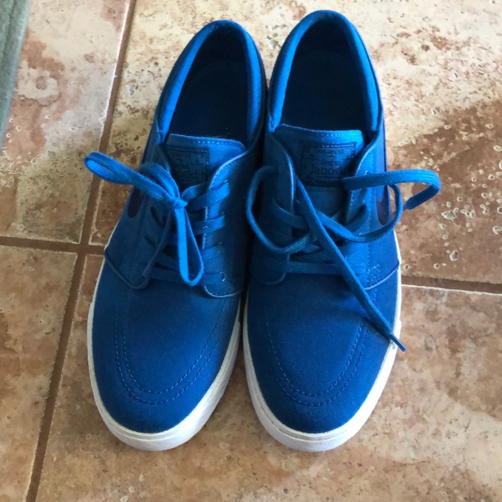 nice blue stefan janoski nike blue skater shoes